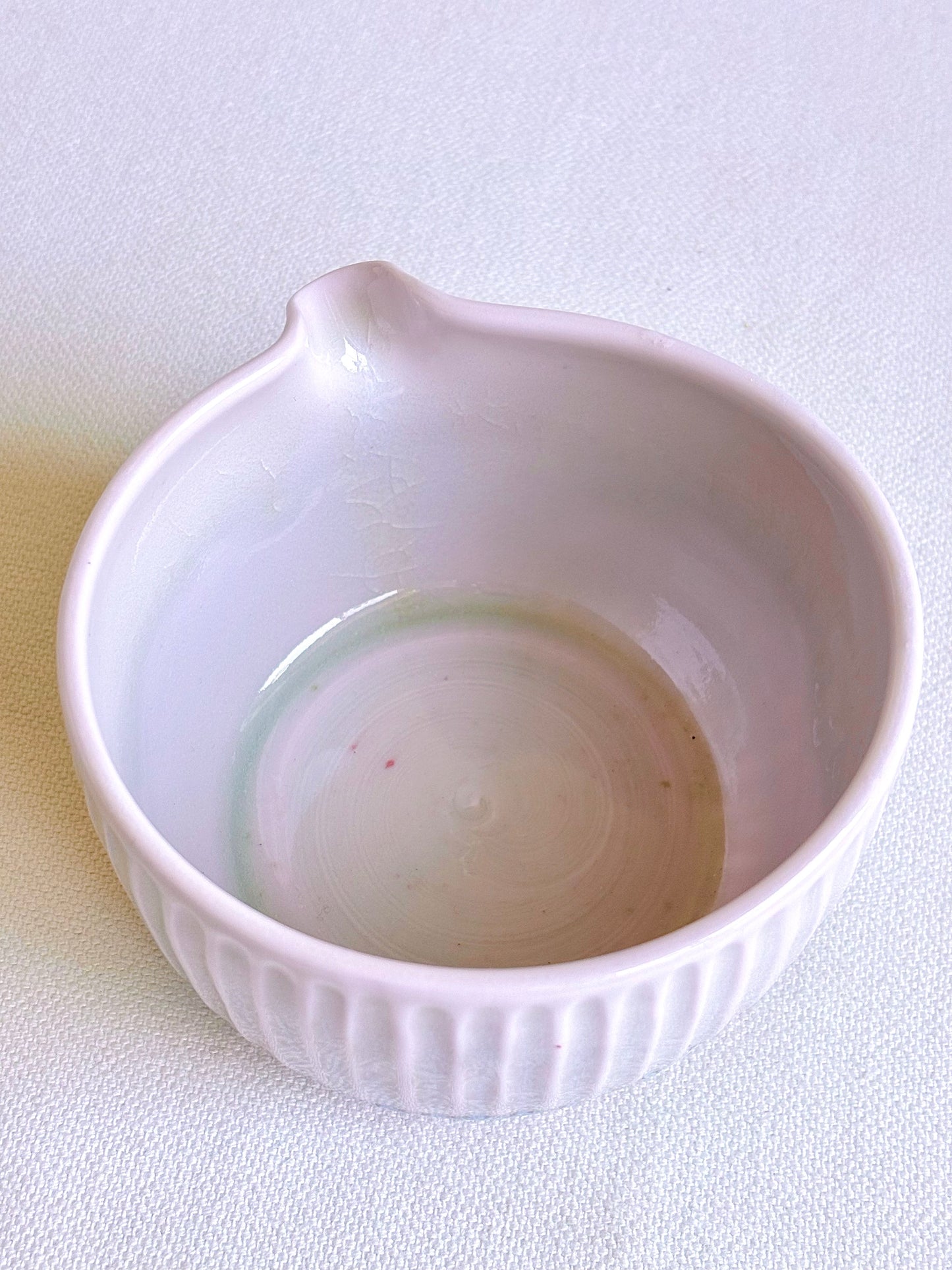 Fluted Porcelain Matcha Bowl - Pink