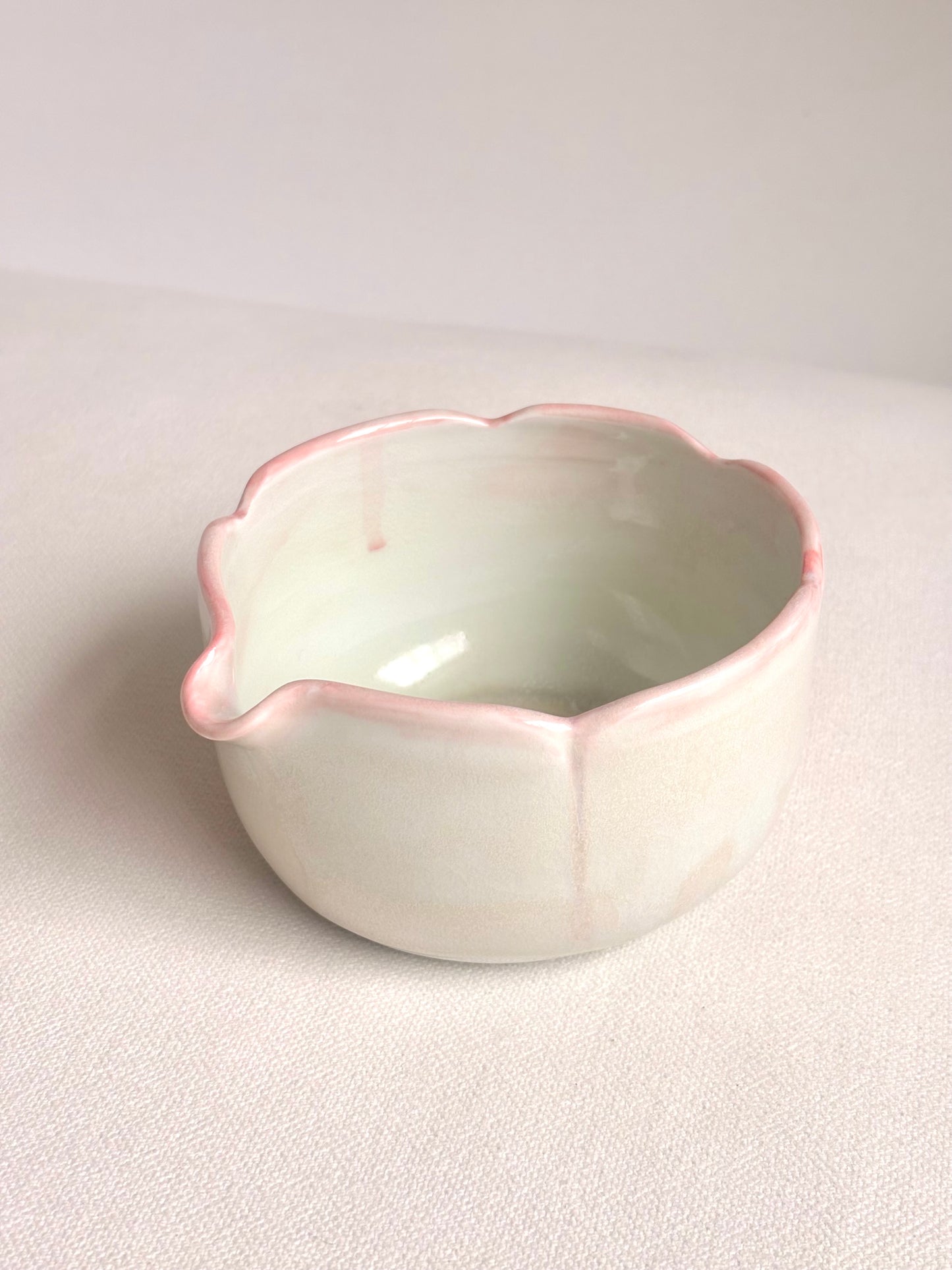 Soft Pink Tulip Matcha Bowl - Avaliable on 5/16