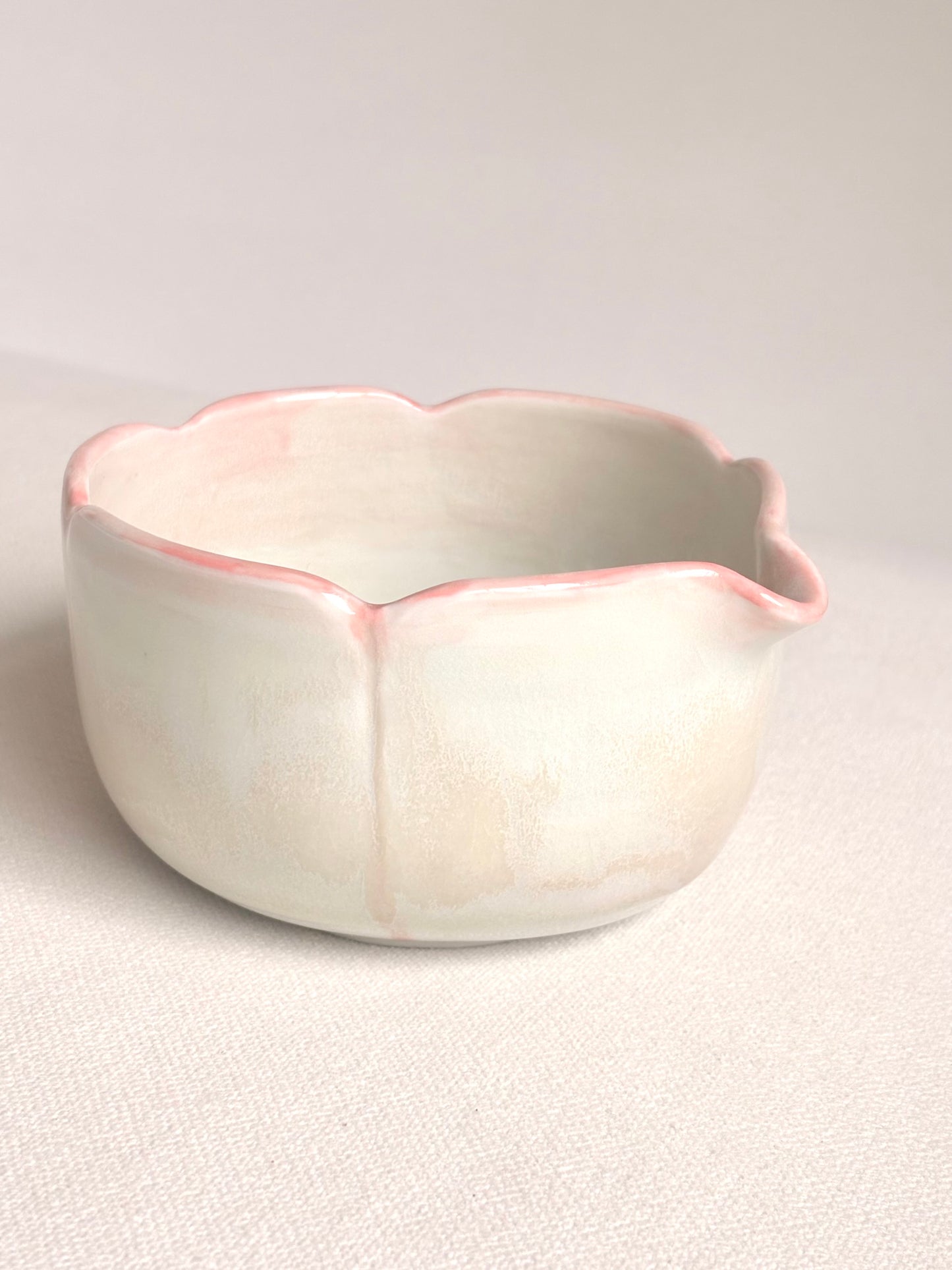 Soft Pink Tulip Matcha Bowl - Avaliable on 5/16