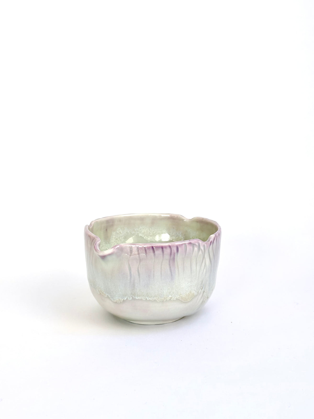Lilac Tulip Matcha Bowl - Avaliable on 10/4